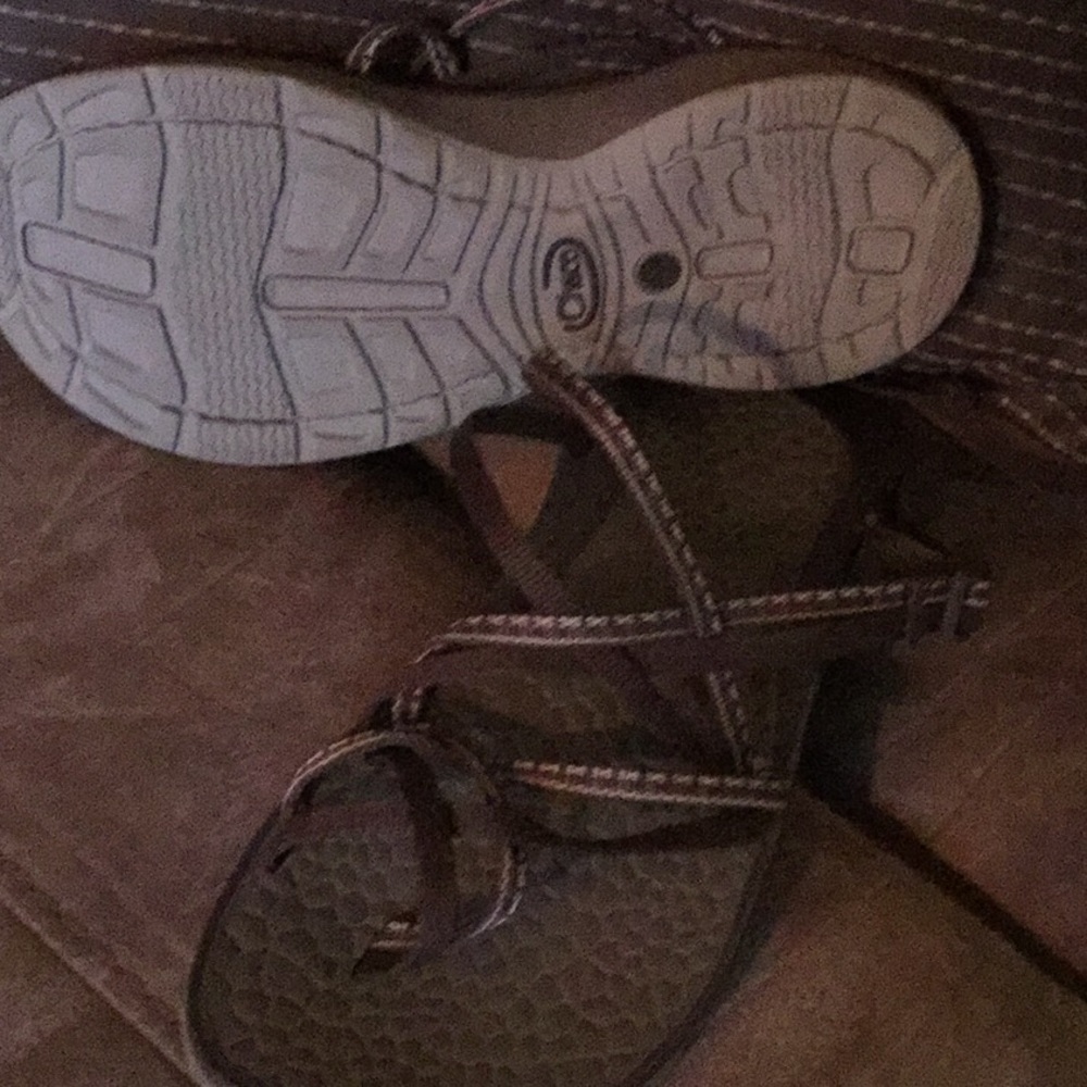 Awesome Chacos NWB!! ⭐️🌟💫